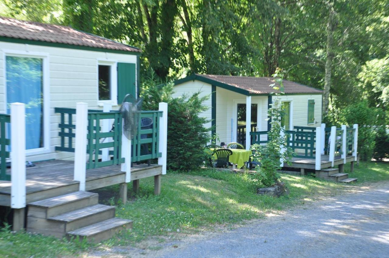 Les Chalets Du Moulin Du Chatain 4 Payzac  Екстер'єр фото