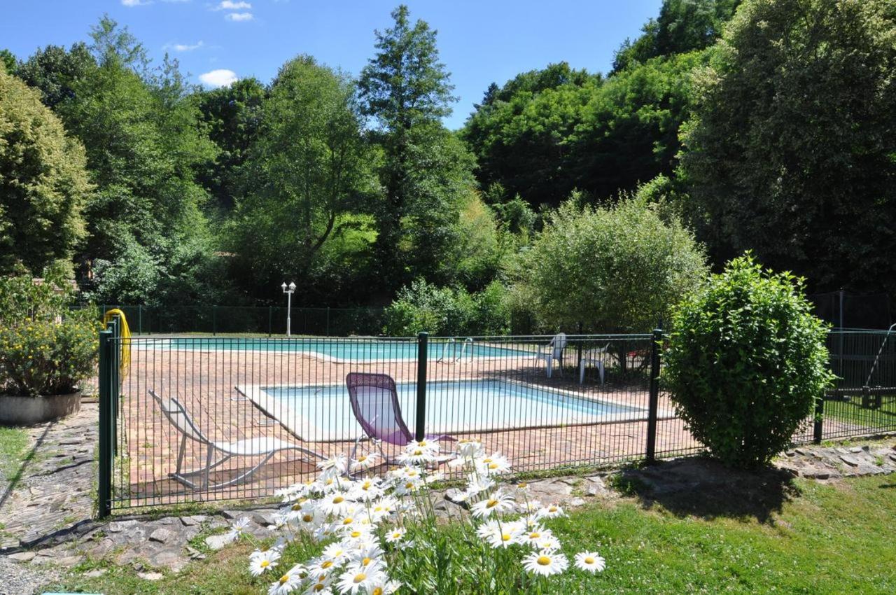 Les Chalets Du Moulin Du Chatain 4 Payzac  Екстер'єр фото